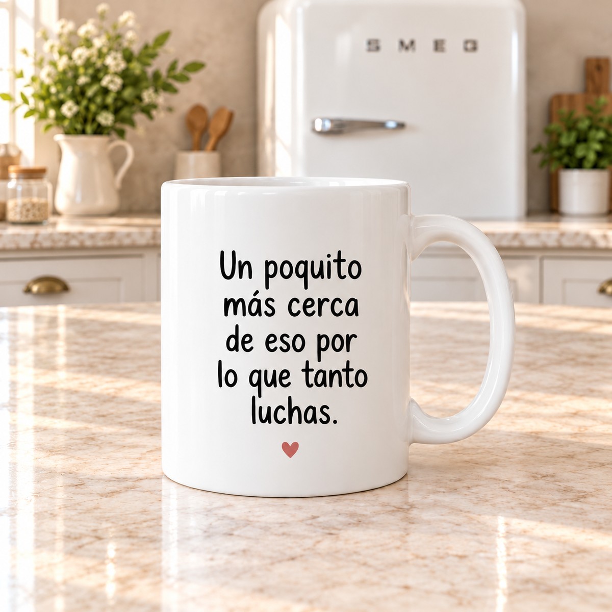 Parte trasera de taza un poquito más cerca de eso por lo que tanto luchas