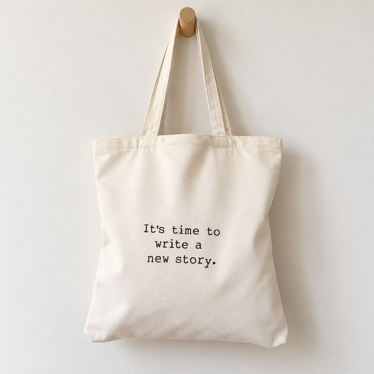 Tote bag It’s time to write a new story en su fotografía de ejemplo